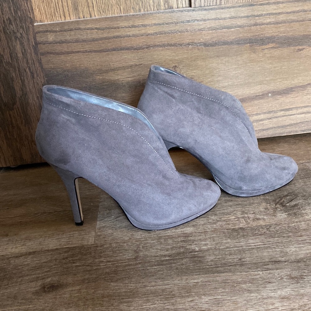 Gray shoes